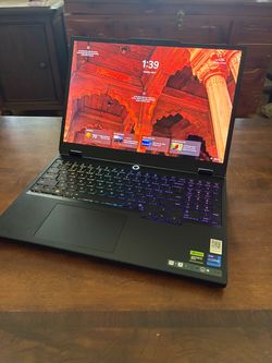 Gaming Laptop Intel Core i9 NVIDIA GeForce RTX 5070