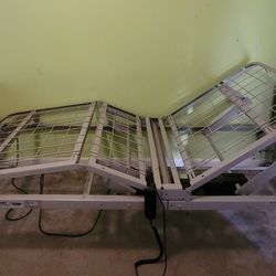 FREE/  Eletric Adjustable Hospital Bed With Rails