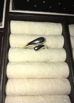 Size 7 1/2 stamped.925 Ring
