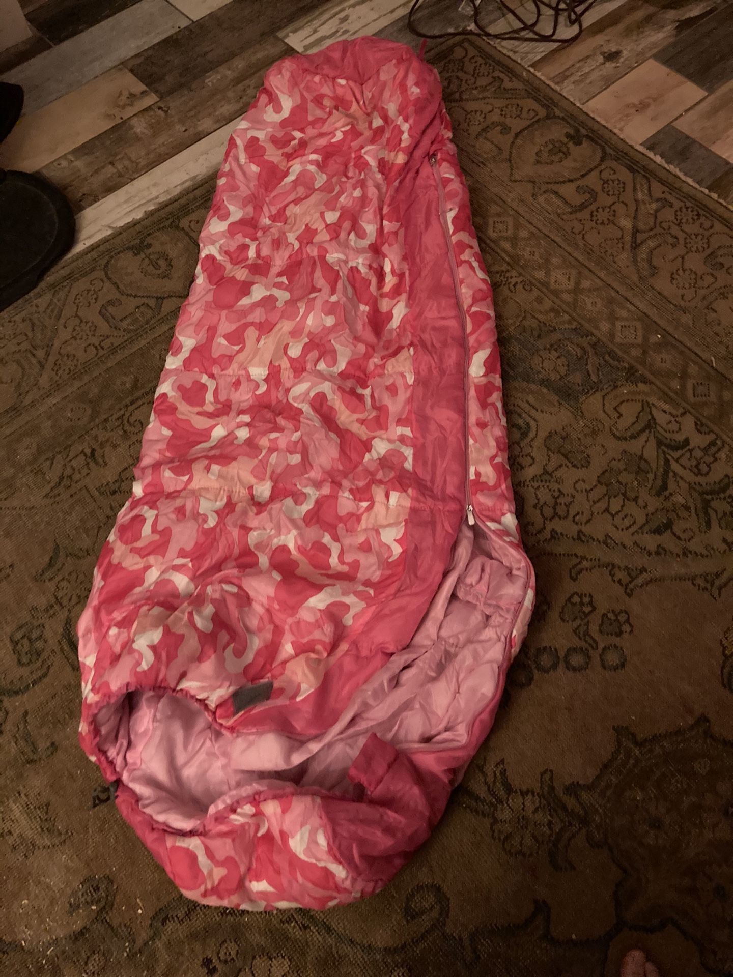 Youth sleeping bag 20F-30F-Arcadia area in Phoenix-no delivery