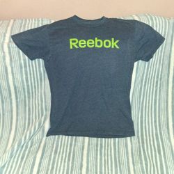 Reebok Black Short Sleeve T-shirt With White Logo 