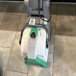 Carpet Cleaning Machine 