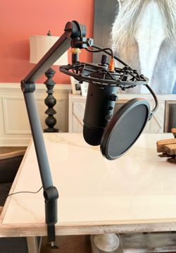 Yeti Blue microphone, boom arm, shock mount & pop filter