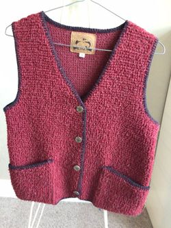 Ladies Fleece Vest With Pockets