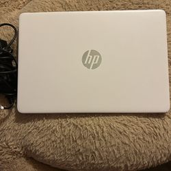 White hp Latptop