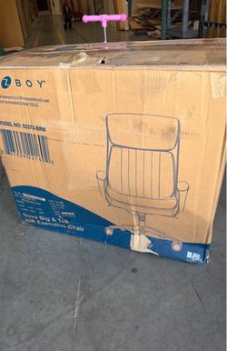 La-Z-Boy Nova Big & Tall AIR Executive Chair