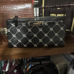 black pattern purse