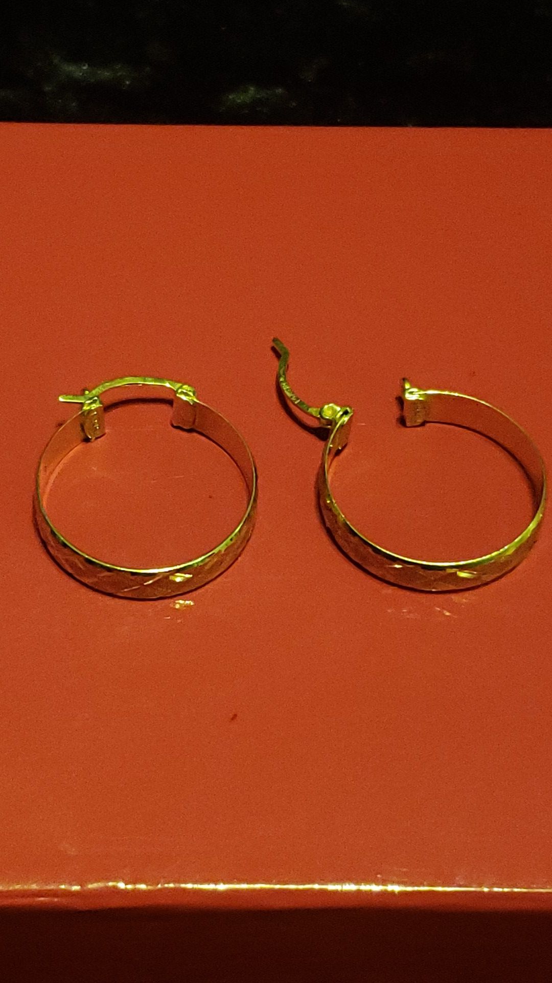 14Kgold DIAMOND cut earrings