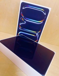 iPad Pro 11inch (M5) 2025 Standard Glass Wifi + Cellular. BRAND NEW SEALED