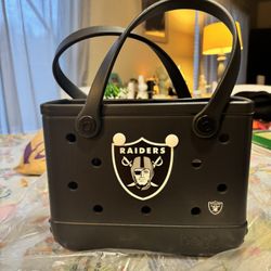Las Vegas Raiders Bogg Bag