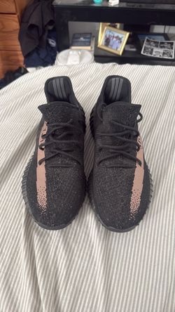 Yeezy 350’s Brand new