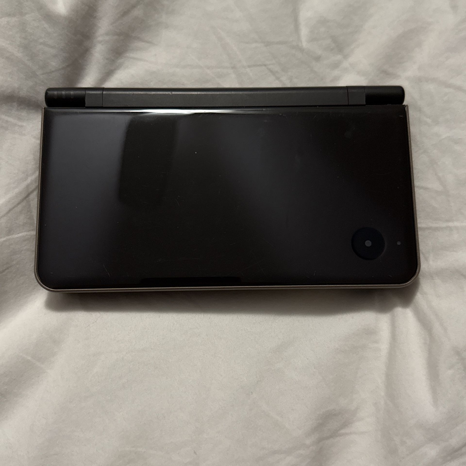 Nintendo DSi XL