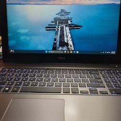 Dell Inspiron 5567 Touchscreen Laptop 