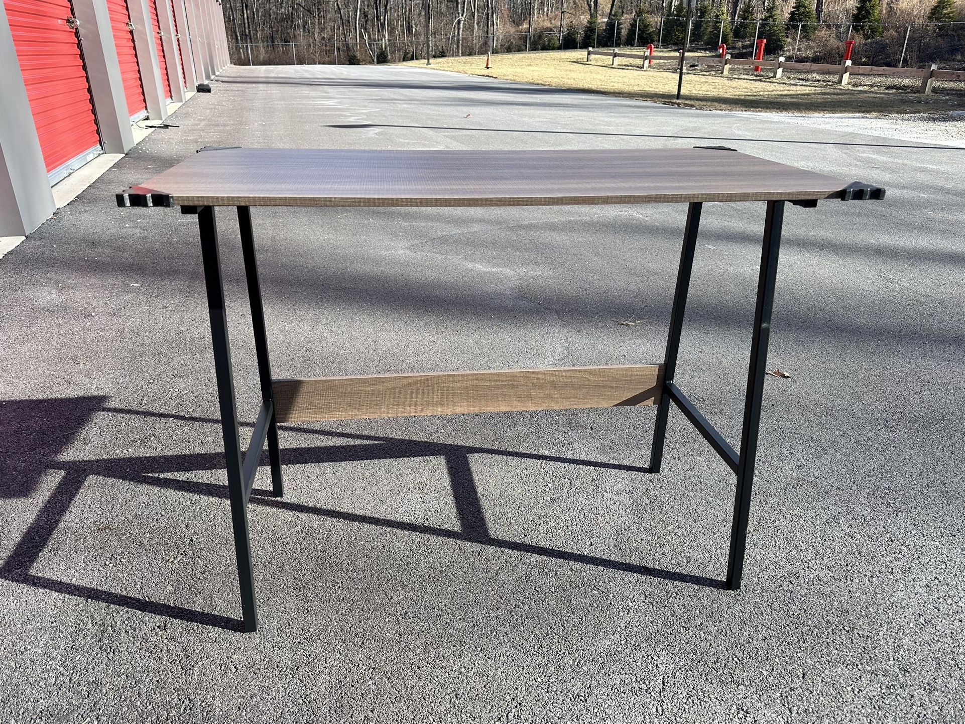 Table, Viewee Computer Desk - DZ02