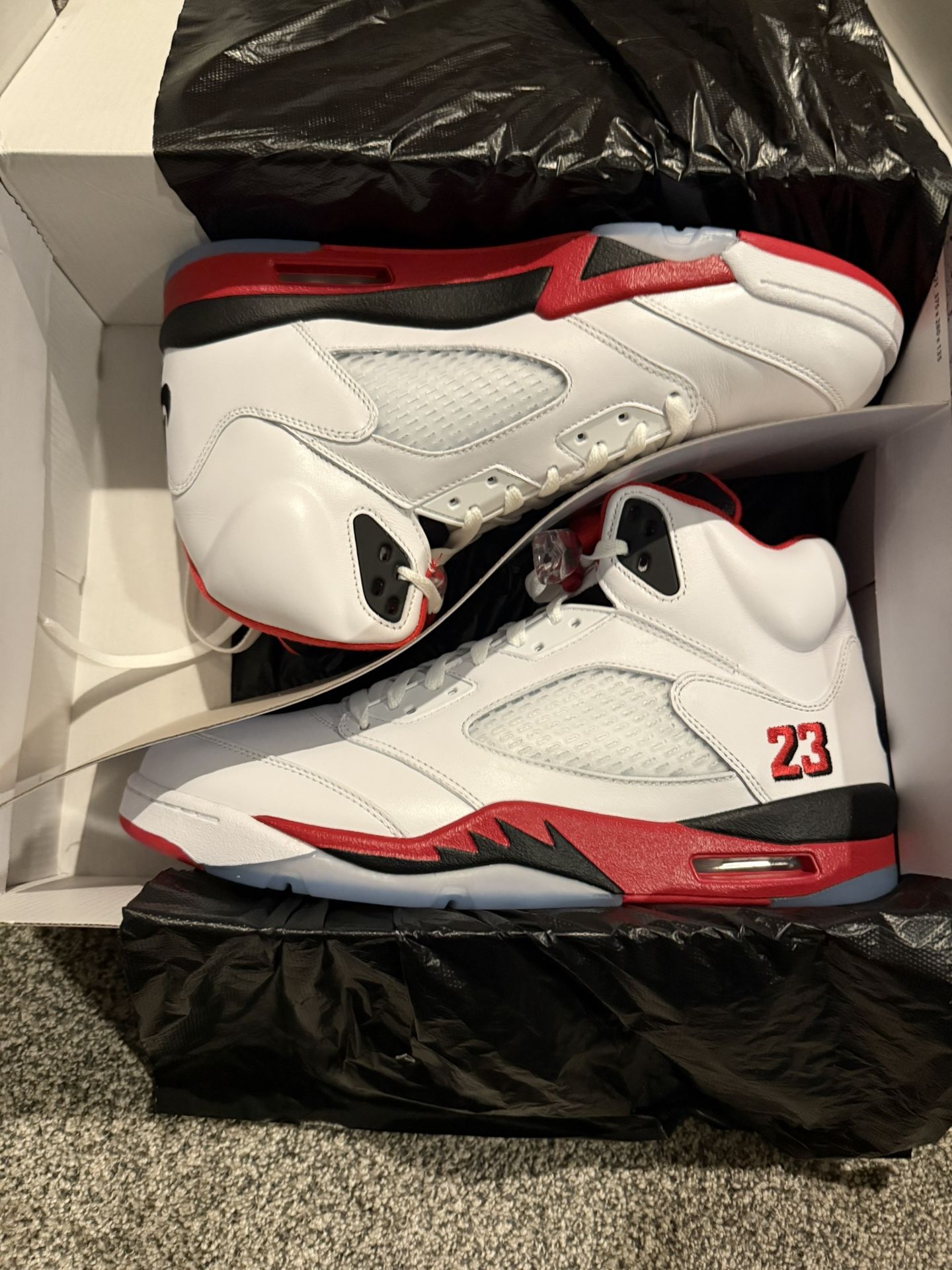 Jordan Five Fire Red Black Tongue 