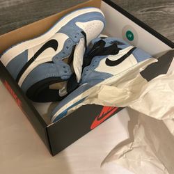 Jordan 1 Varsity Blue 