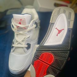 Air Jordan 4 White Cement Size 12