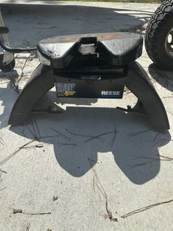 Fifth Wheel Hitch