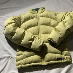 Patagonia Women’s Down Jacket. Size Medium Color Cyclone