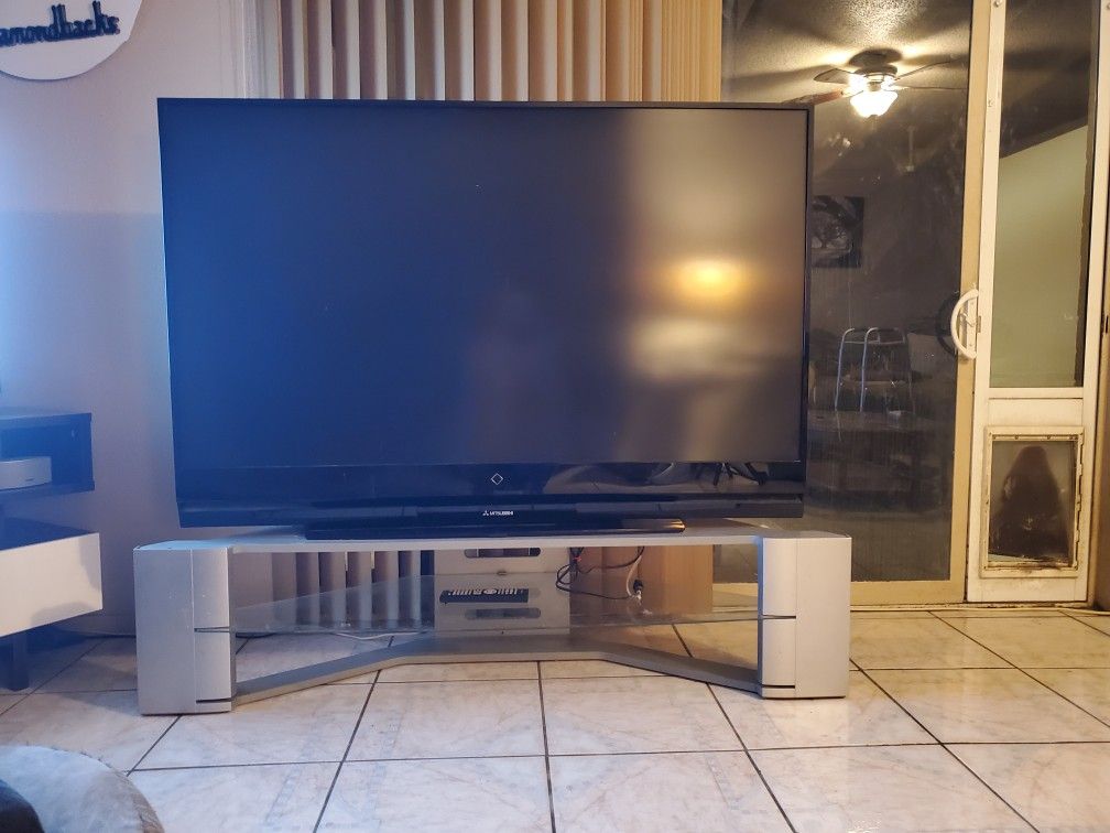 83 Inch Mitsubishi Projection TV