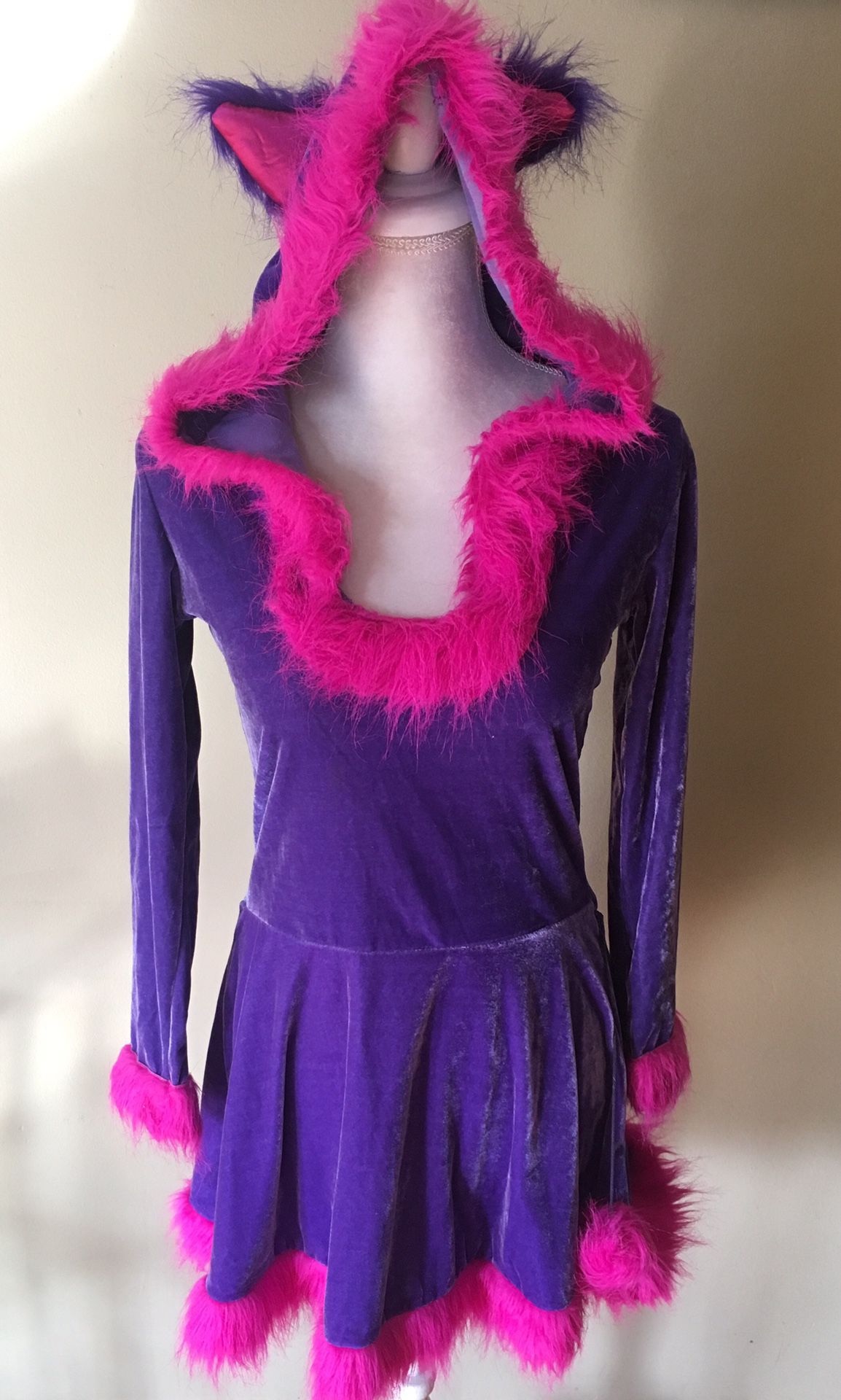 Cheshire Cat Alice in Wonderland One piece Hooded Dress Adult Small 2-6