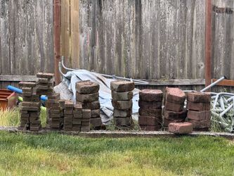 Free Bricks