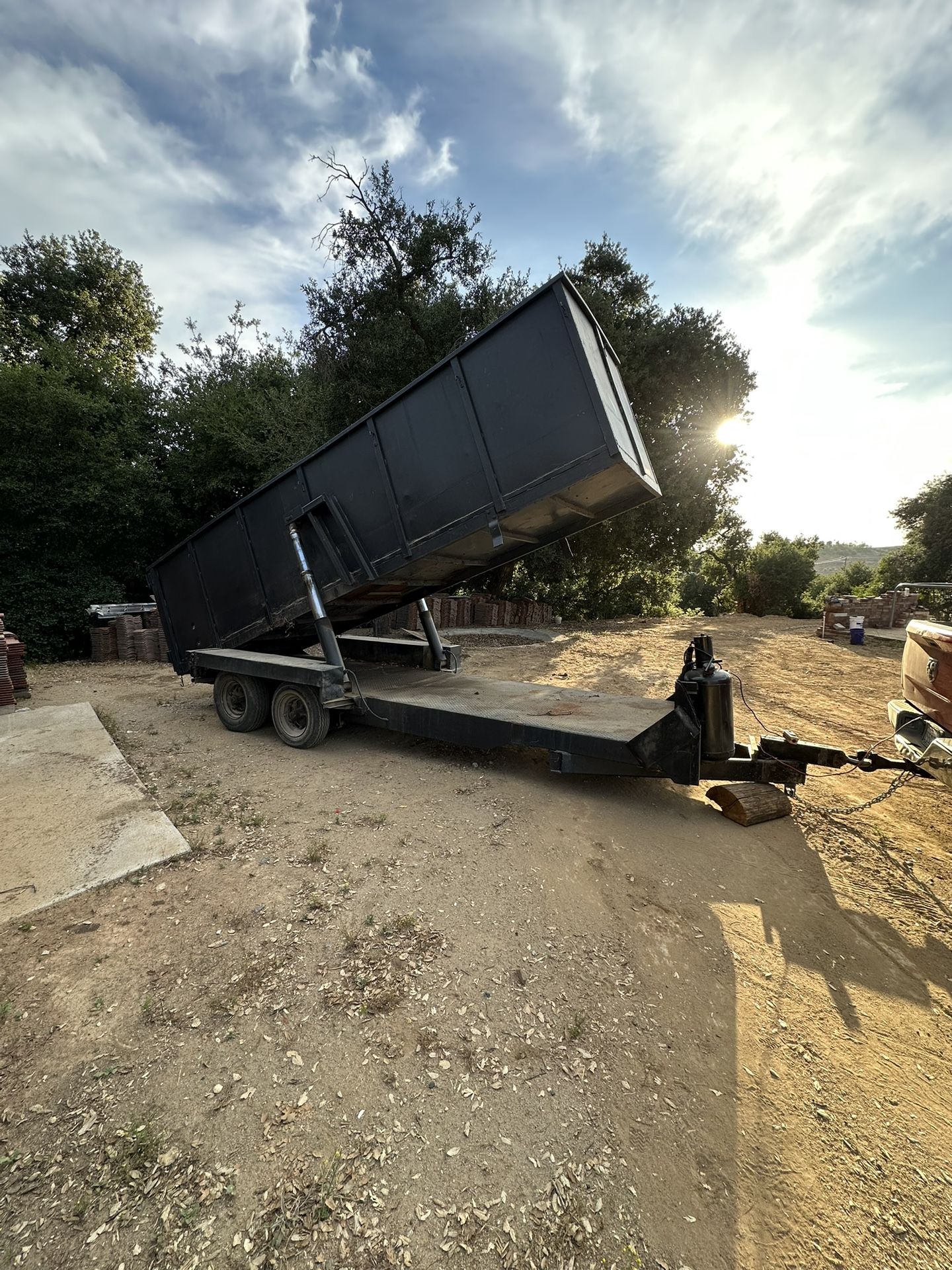 Hydraulic Dump Trailer