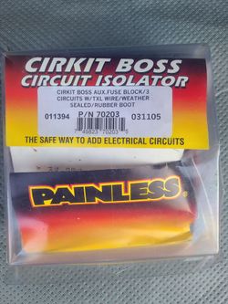Fuse block aux