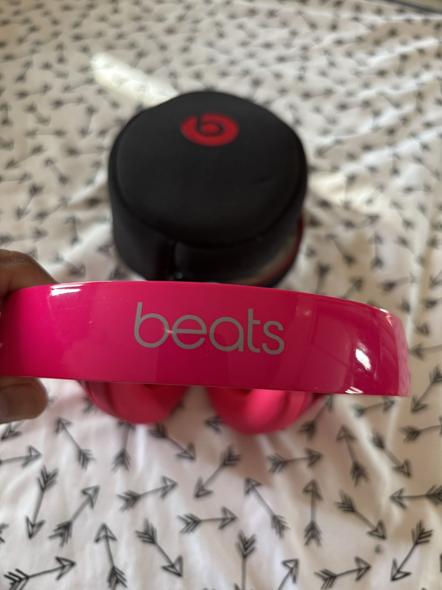 🎧 Solo 2 Wired Magenta Color Beautiful New Conditions