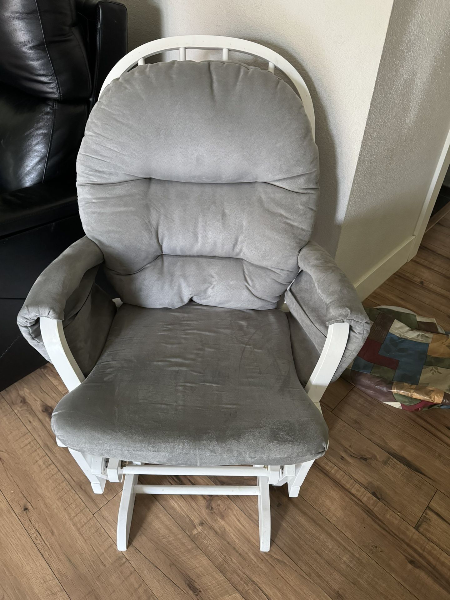 Rocking Chair Great Condition
