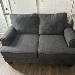 Loveseat 