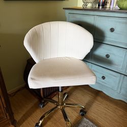 White Desk/ Vanity Chair