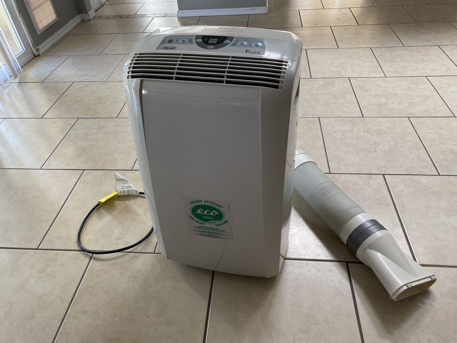 Ac Unit With Wndow Attachments