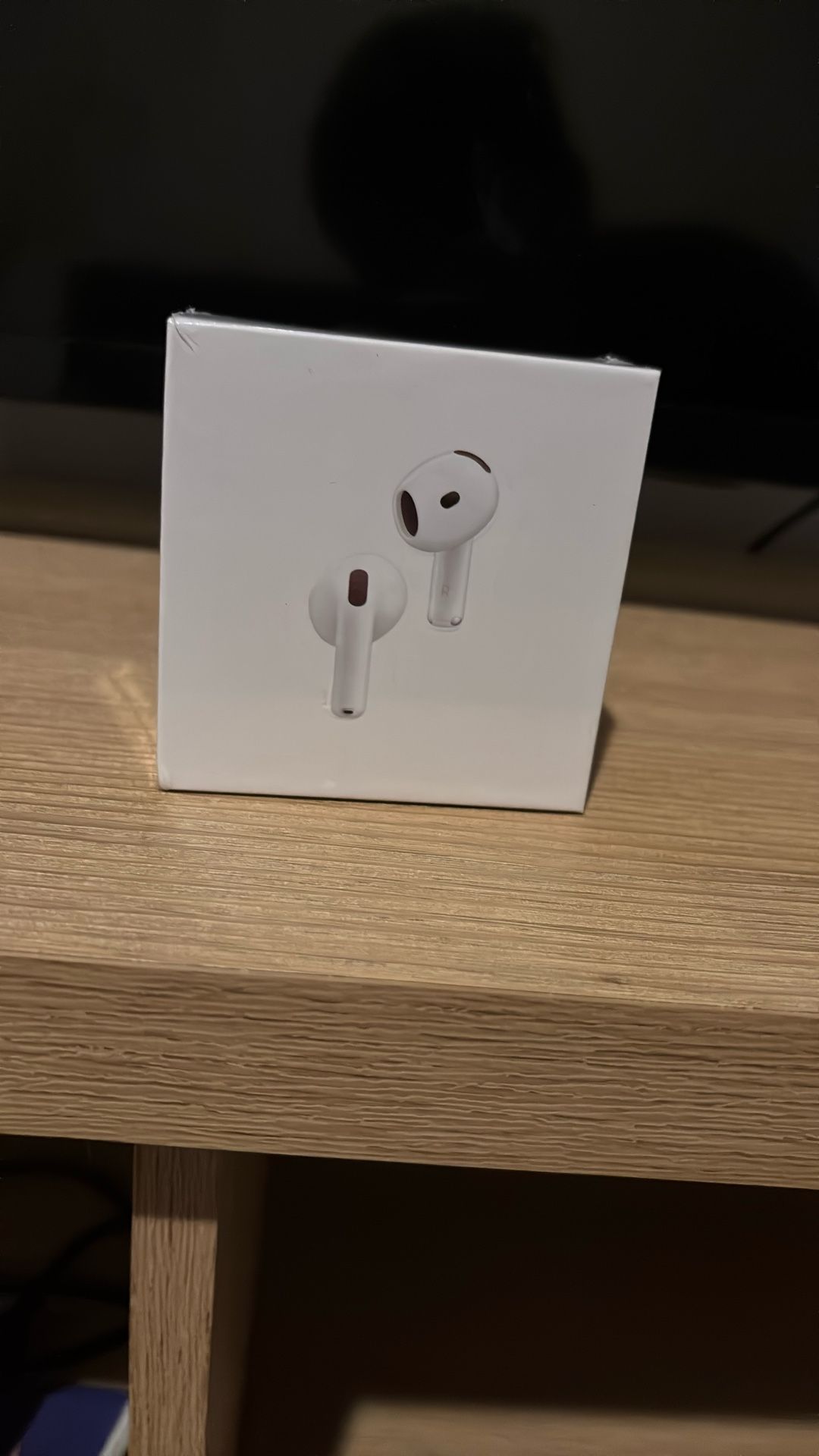 AirPod 4