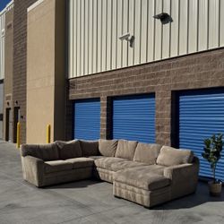 Ashley’s Beige Sectional Couch