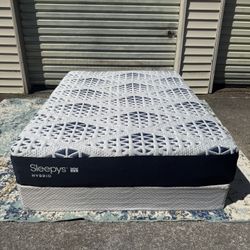 Queen Mattress W/ Boxspring  (Delivery Available)