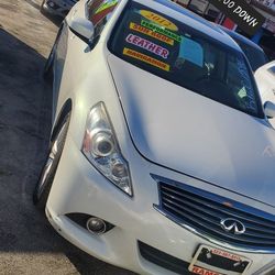 2011 INFINITI G37 TIRES SO NEW 
