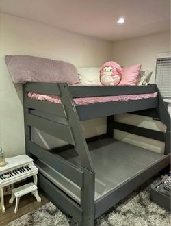 Bunk bed