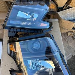 15-20 Chevy Tahoe / Suburban | 16-19 Chevy Suburban 3500HD Headlights Faros Calaveras Micas Luces