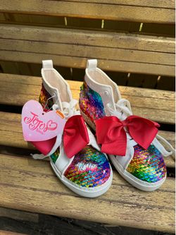 Brand New Rare Jojo 4 Shoes Kids