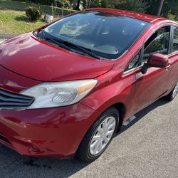 2014 Nissan Versa note SV