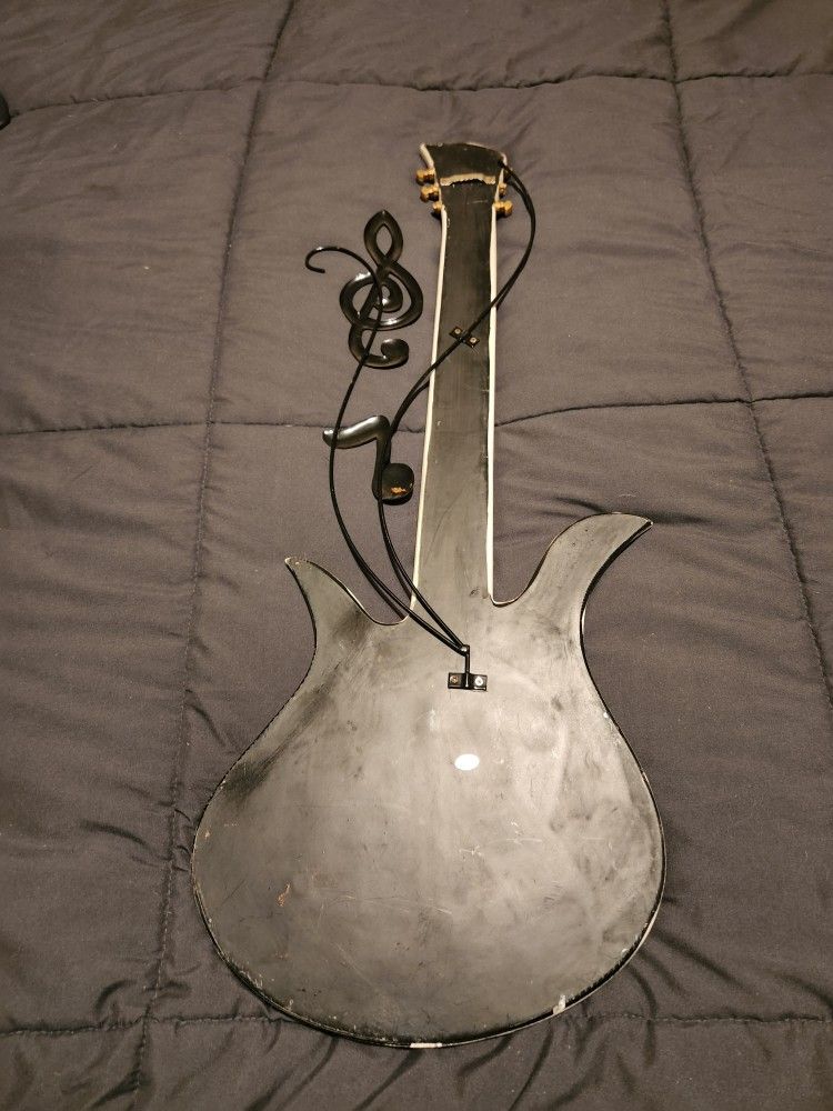 Metal Guitar Decor