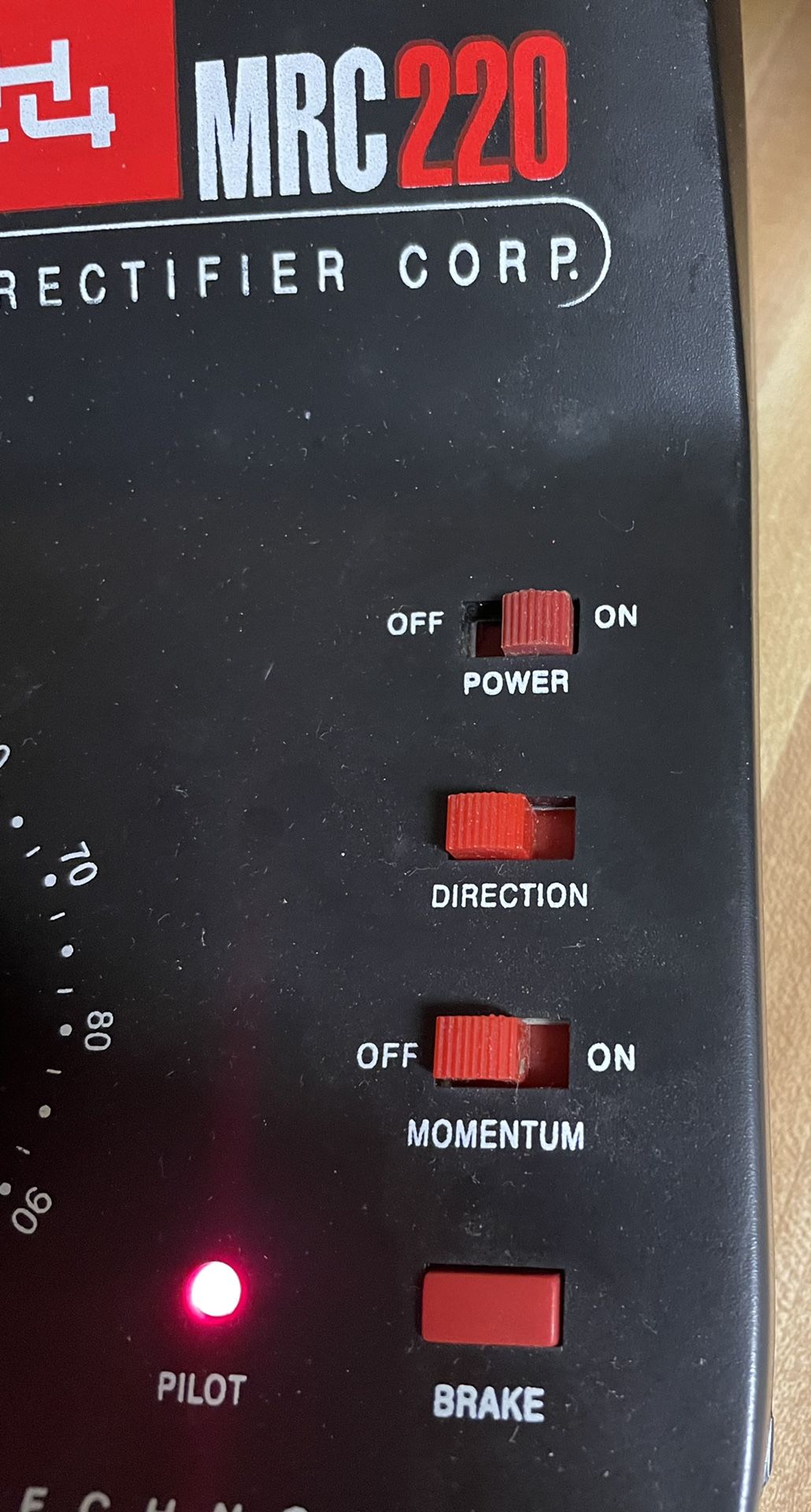 Model Rectifier Corp. Tech 4 MRC 220 Train Controller Power Pack