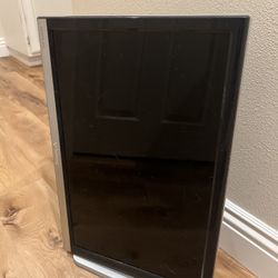 Computer Monitor. 24 Inch Screen.