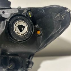 ⭐2016-2023 Toyota Tacoma Front Right Headlight Halogen OEM (81110-04270)⭐ RAG-1-11.1