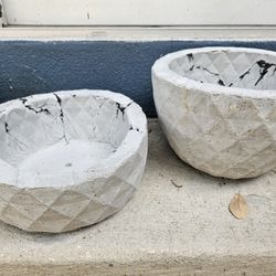 Diamond 9in Wide Outdoor Plant Planter Pot  With Drain