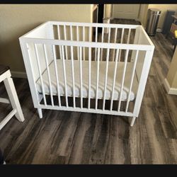 Baby Crib Perfect Condition 