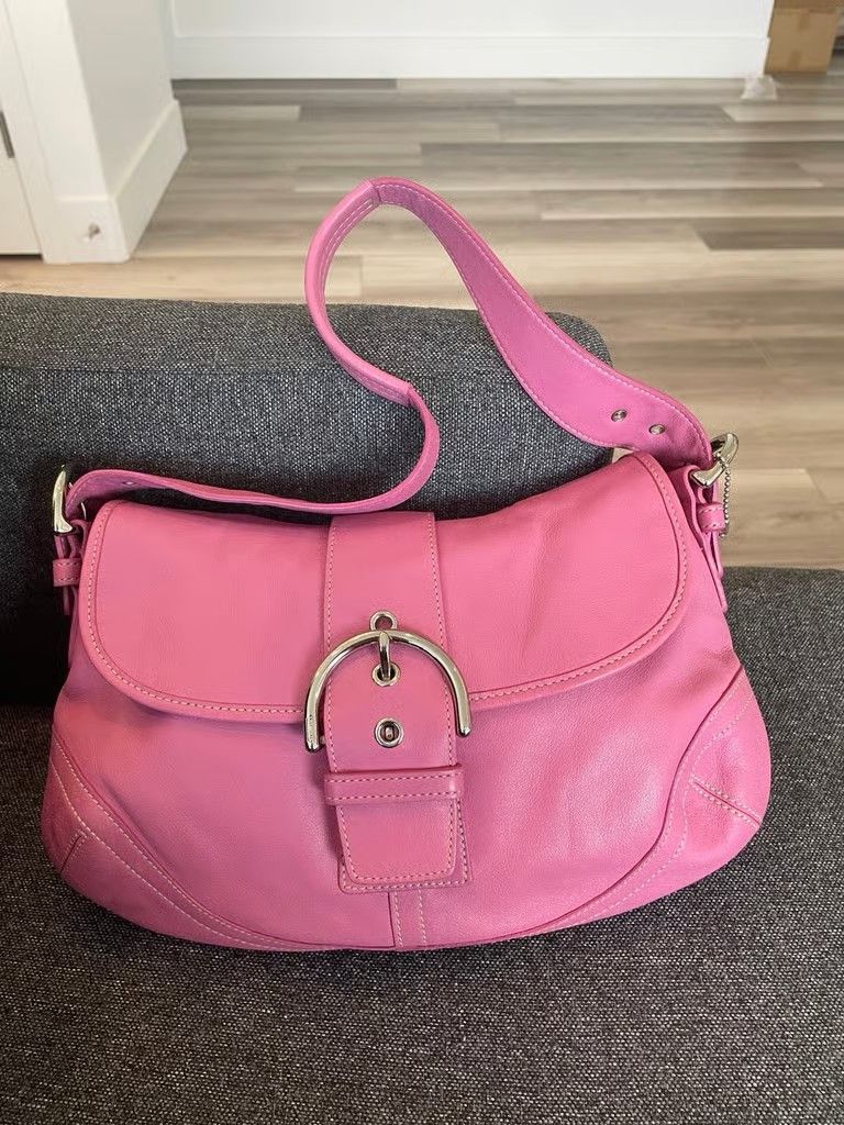Coach pink large soho