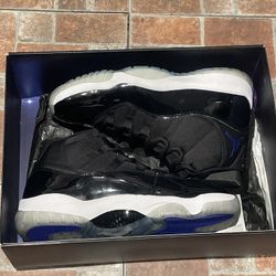 Jordan 11 Space Jam 