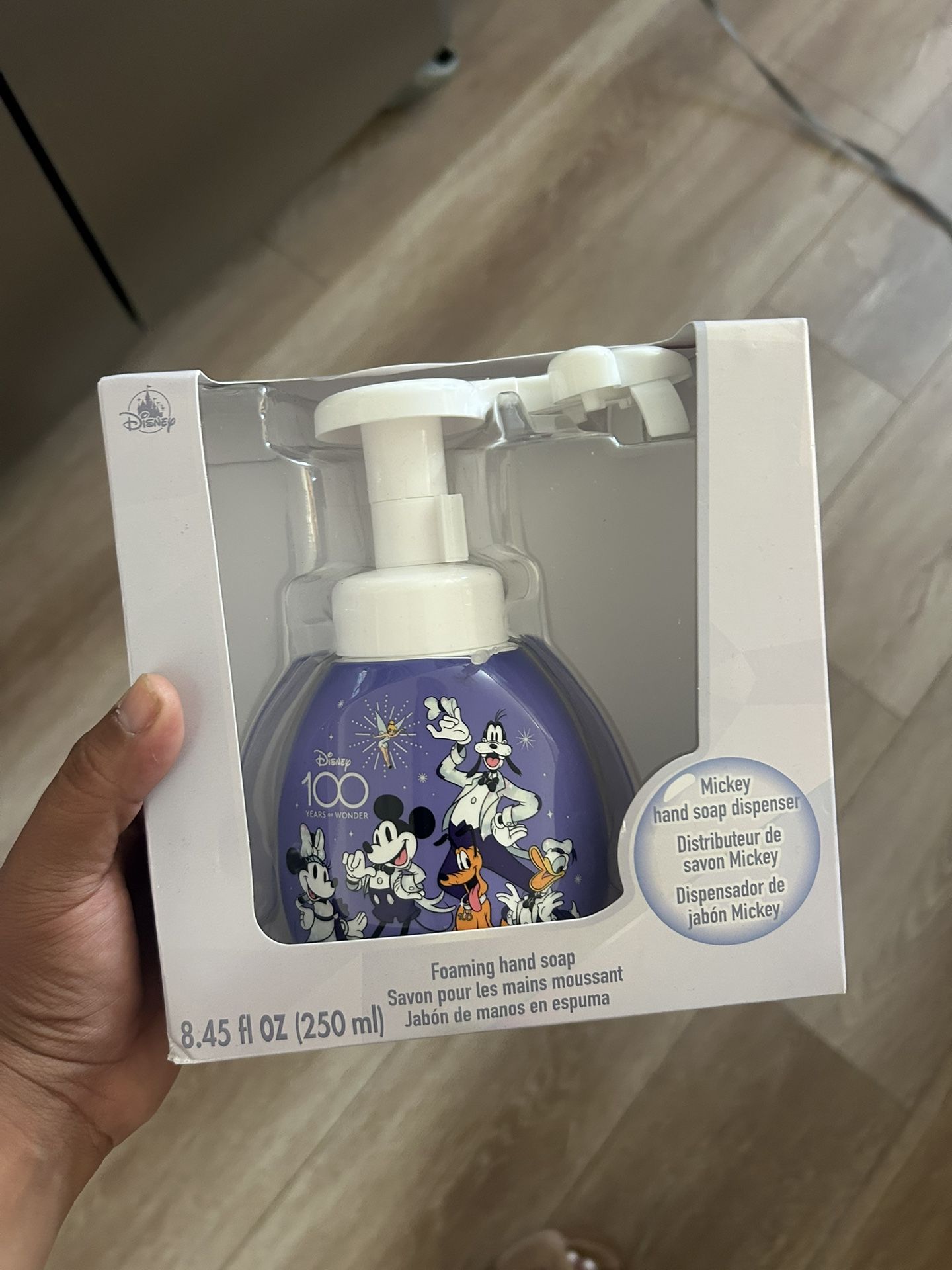 100 Year Foaming Soap Disney